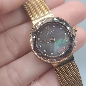 Skagen Ladies Watch Gold‎ Tone Mesh Band NEEDS BATTERY